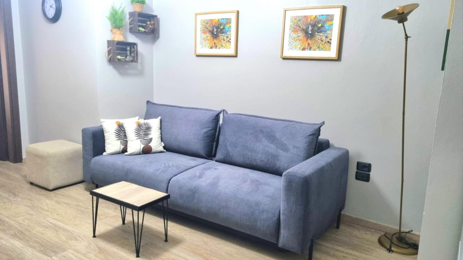 Nevila'S Apartment ティラナ エクステリア 写真